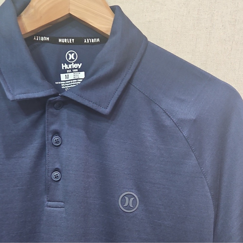 Hurley Men's Polo Shirt M Blue Solid Short Sleeve Button Collar Logo